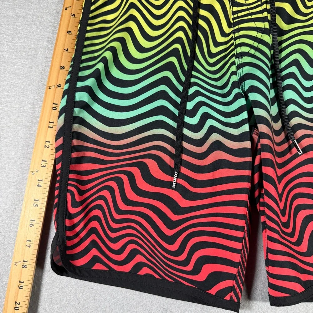 Volcom Mod-Tech Mens 28‎ Board Shorts Wavy Psychedelic Gradient Hawaii A08422H2